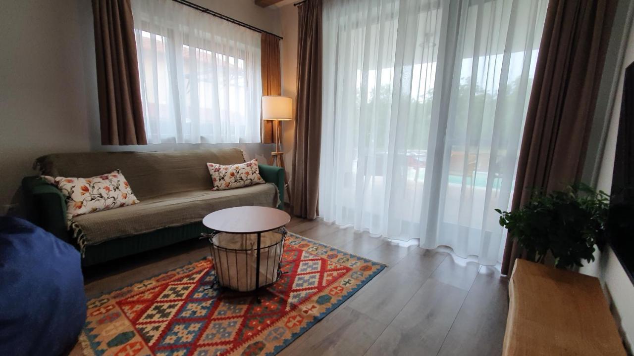 Relax Balaton Apartmanok Balatonfüred Exterior foto